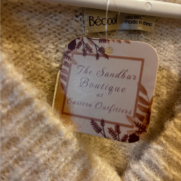 Cream V-Neck Sleeveless Knit Top - Women's Cozy Layering Vest - Picture 3 of 6